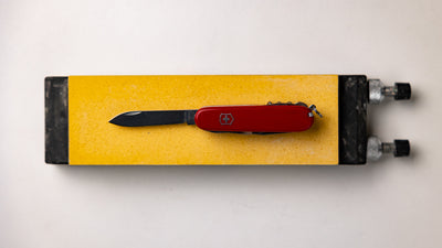 At what angle do you sharpen a Swiss Army Knife?